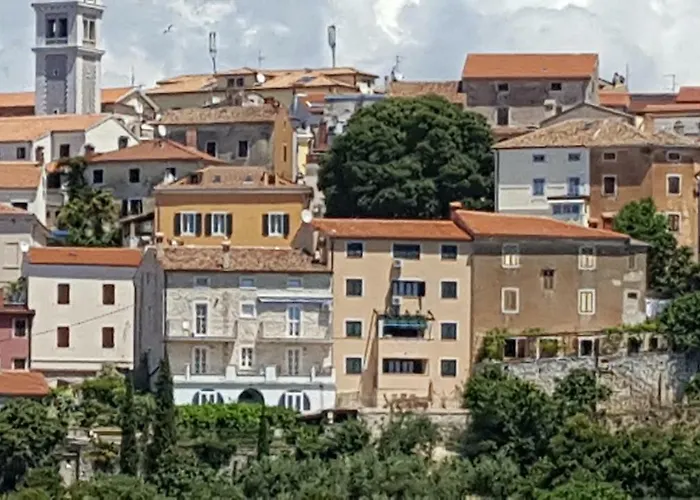 Topic 아파트 브르사르