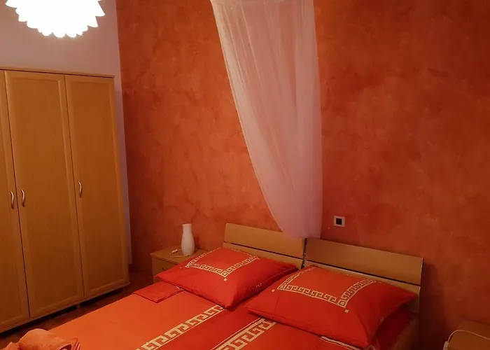 Topic 아파트 브르사르